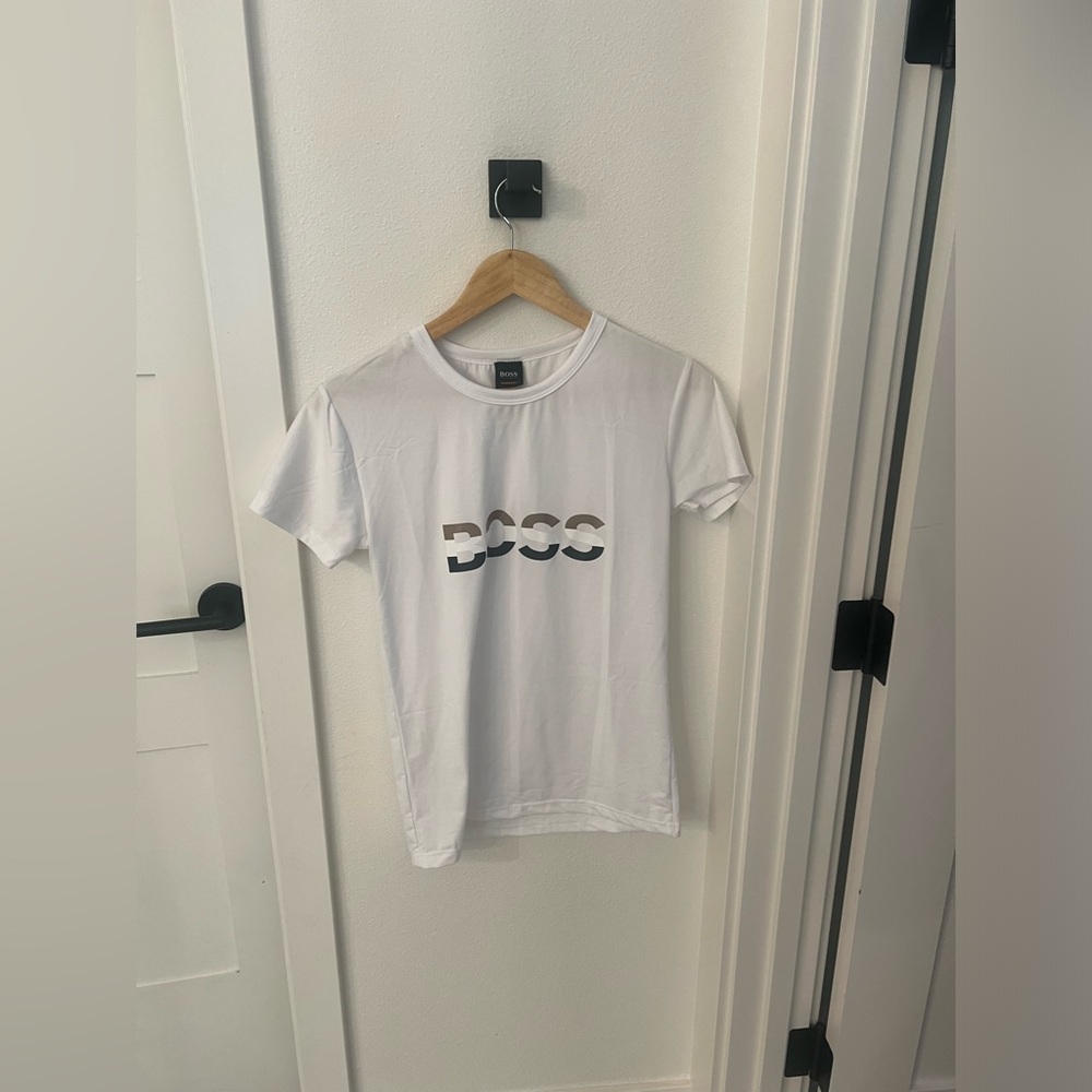 Boss shirt - Picture 2 of 2